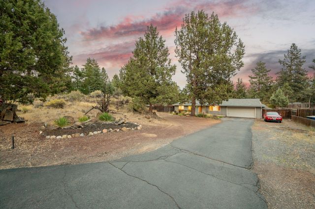 61570 SE Rockway Terrace, Bend, OR 97702