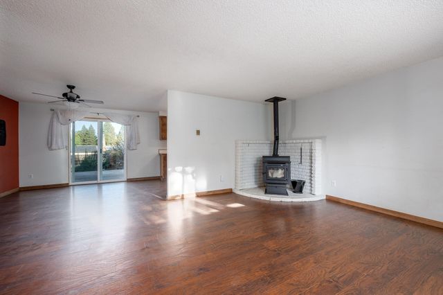 61570 SE Rockway Terrace, Bend, OR 97702