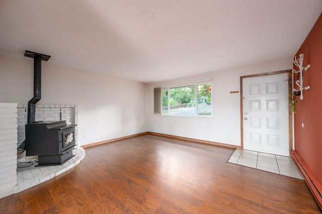 61570 SE Rockway Terrace, Bend, OR 97702