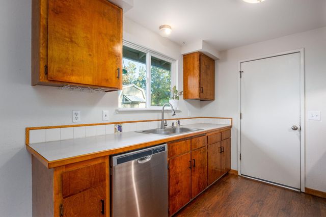 61570 SE Rockway Terrace, Bend, OR 97702