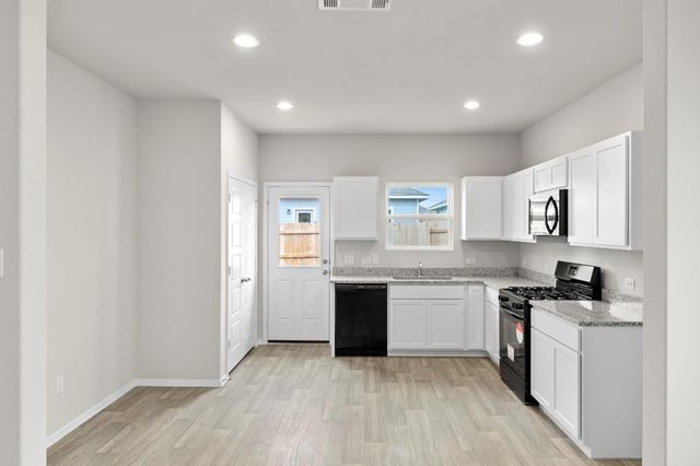 348 Jade ST, Maxwell, TX 78656