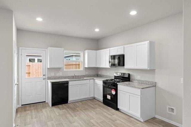 348 Jade ST, Maxwell, TX 78656