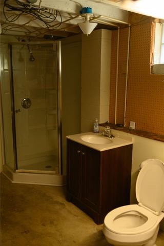 711 E 14th Street N, Newton, IA 50208