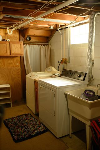 711 E 14th Street N, Newton, IA 50208