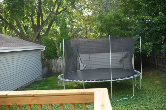 711 E 14th Street N, Newton, IA 50208