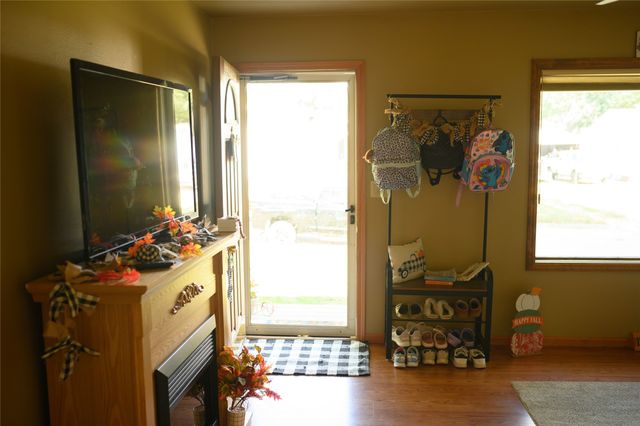 711 E 14th Street N, Newton, IA 50208