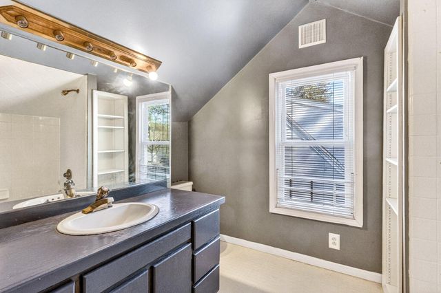 616 Pinehurst Boulevard, Kalamazoo, MI 49006