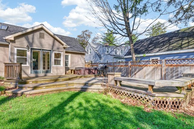 616 Pinehurst Boulevard, Kalamazoo, MI 49006