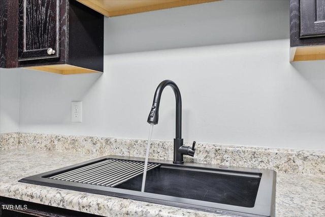 61 Chatfield Square 61, Johnson City, TN 37615