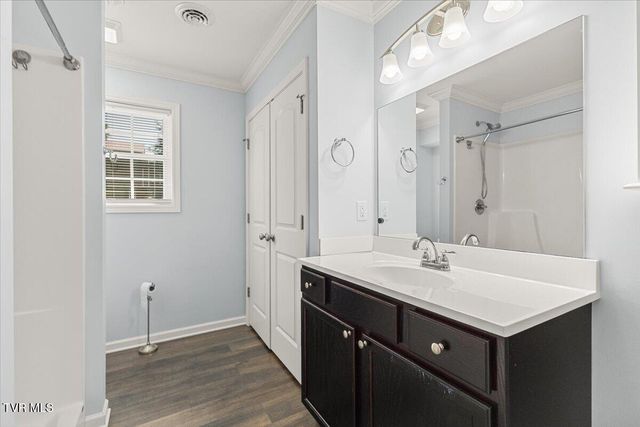 61 Chatfield Square 61, Johnson City, TN 37615