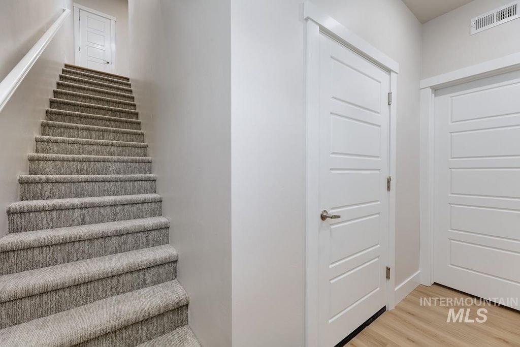 2327-2299 N Shaelyn Ln, Boise, ID 83713 photo 4