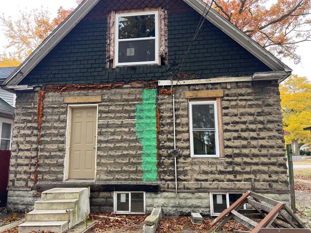 1756 Elwood Street, Muskegon, MI 49442