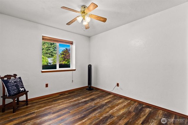 3930 Oxford Loop SE, Lacey, WA 98503
