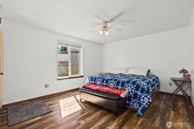 3930 Oxford Loop SE, Lacey, WA 98503