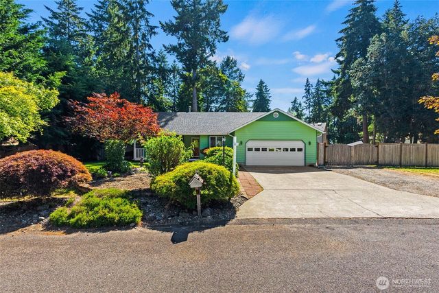 3930 Oxford Loop SE, Lacey, WA 98503