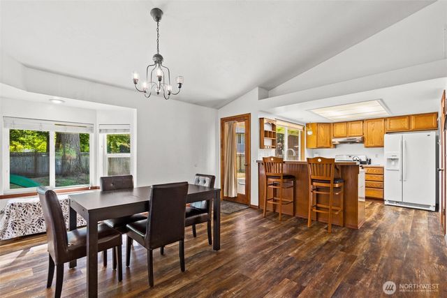 3930 Oxford Loop SE, Lacey, WA 98503