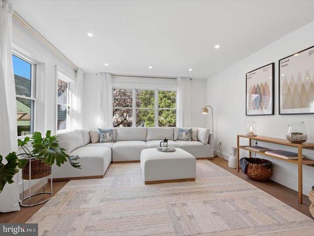 318 DUDLEY AVE, Narberth, PA 19072