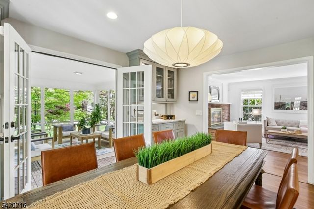 23 Club Dr, Summit City, NJ 07901