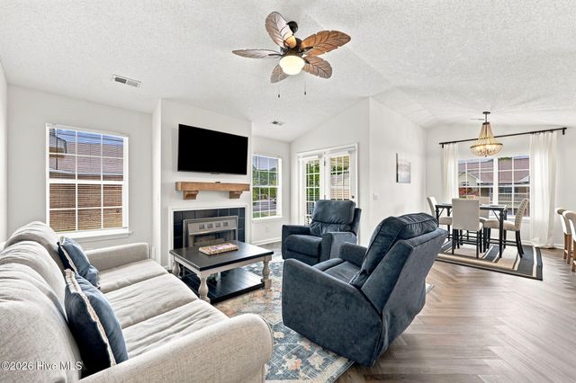 3006 Mulberry Lane F, Greenville, NC 27858