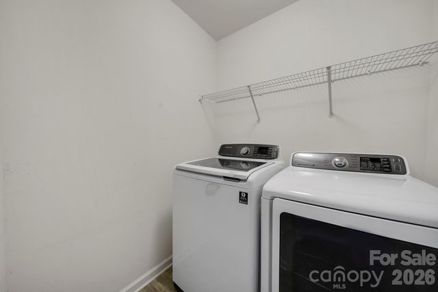 415 Foilage Court, Lake Wylie, SC 29710