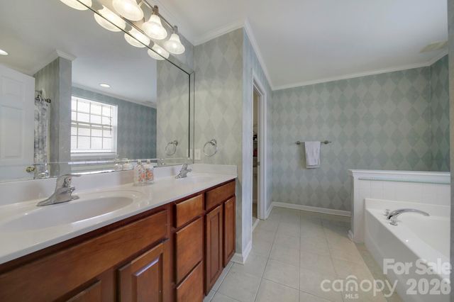 415 Foilage Court, Lake Wylie, SC 29710