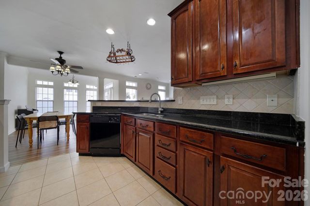 415 Foilage Court, Lake Wylie, SC 29710