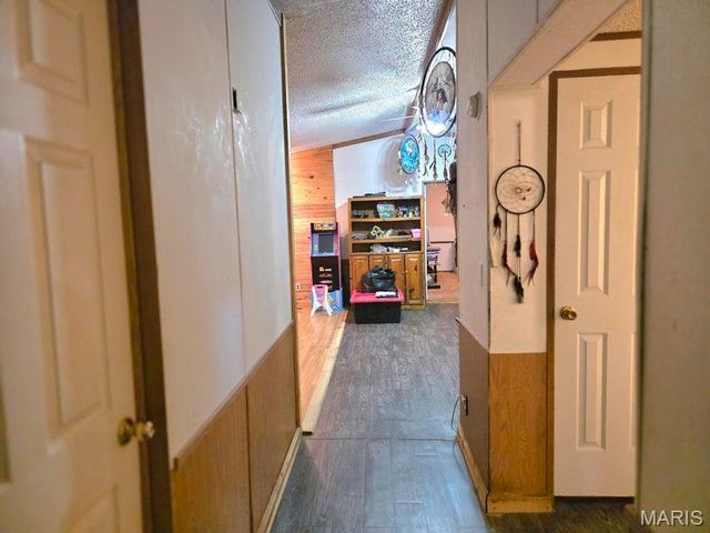 19526 McColgin Road, Raymondville, MO 65555