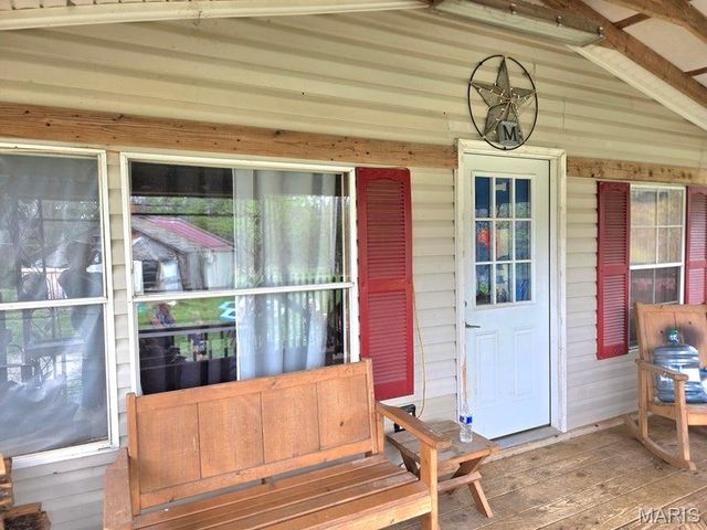 19526 McColgin Road, Raymondville, MO 65555