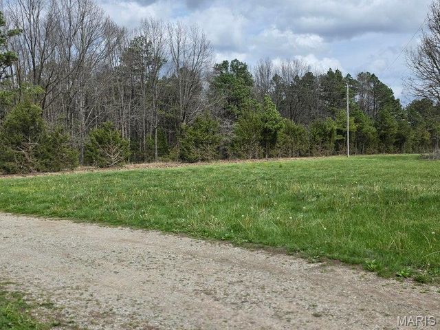 19526 McColgin Road, Raymondville, MO 65555