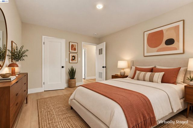9308 F St, Oakland, CA 94603