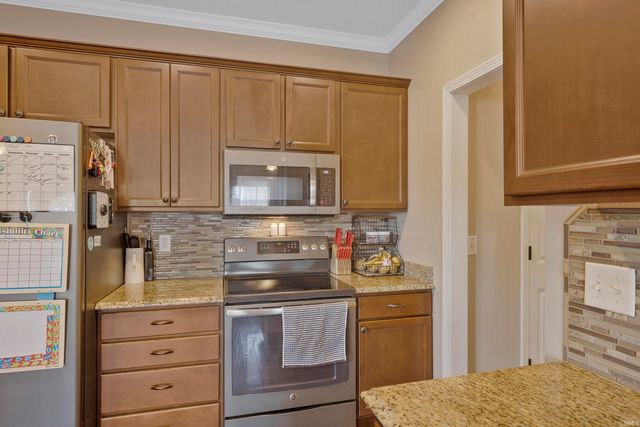 15425 Haiku Road, Evansville, IN 47725
