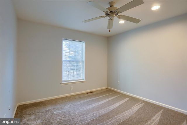 79 KESWICK DR, Mechanicsburg, PA 17050