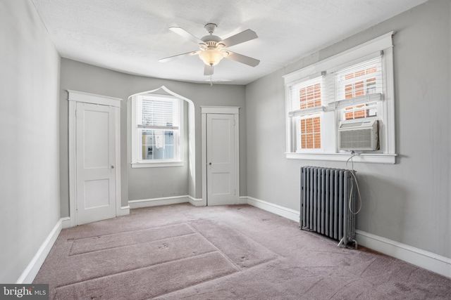 3556 OAKMONT ST, Philadelphia, PA 19136