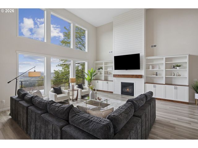 18255 Se VISTA VIEW Ct, Sandy, OR 97055
