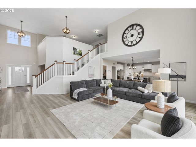 18255 Se VISTA VIEW Ct, Sandy, OR 97055