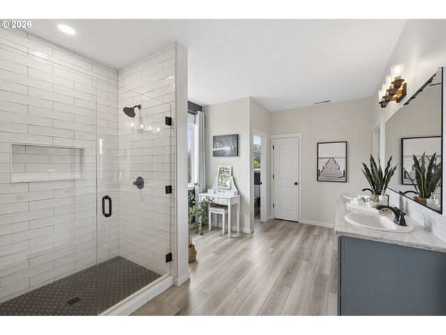 18255 Se VISTA VIEW Ct, Sandy, OR 97055