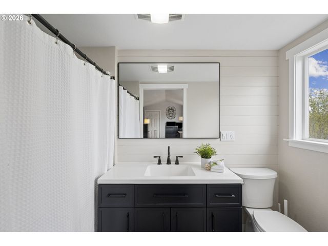 18255 Se VISTA VIEW Ct, Sandy, OR 97055