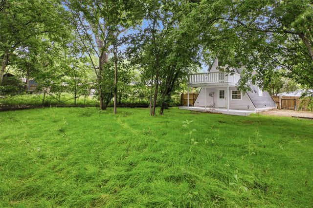 716 Lakeland Road, Lake Dallas, TX 75065