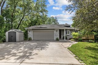 1610 Ranier Circle, Plymouth, MN 55447