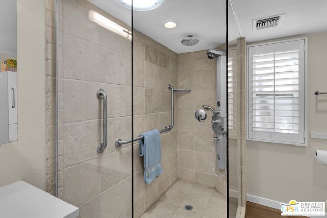 4881 S Winners Circle B, Palm Springs, CA 92264