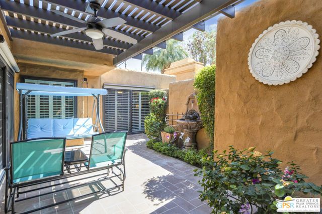 4881 S Winners Circle B, Palm Springs, CA 92264