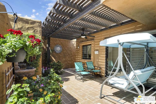 4881 S Winners Circle B, Palm Springs, CA 92264