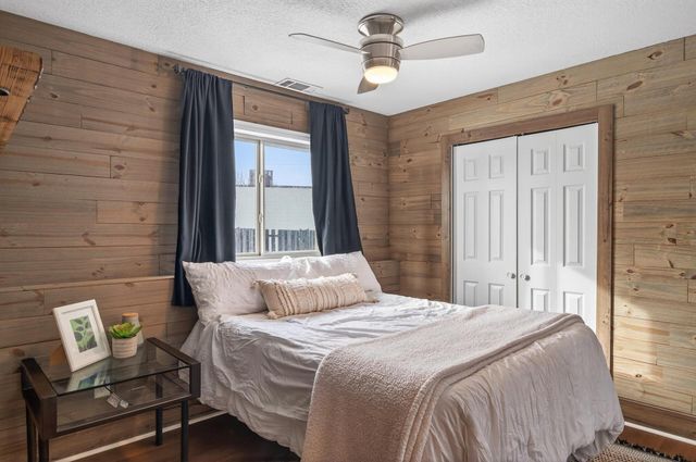 682 125th Lane NE, Blaine, MN 55434