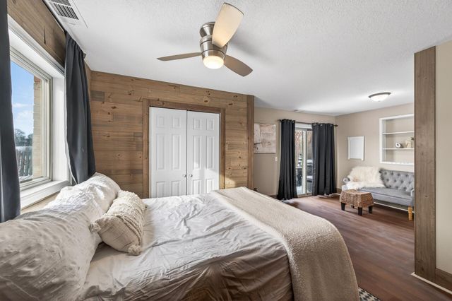 682 125th Lane NE, Blaine, MN 55434