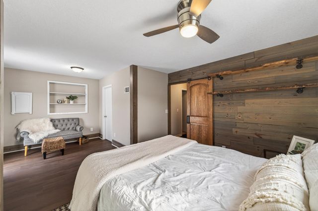 682 125th Lane NE, Blaine, MN 55434