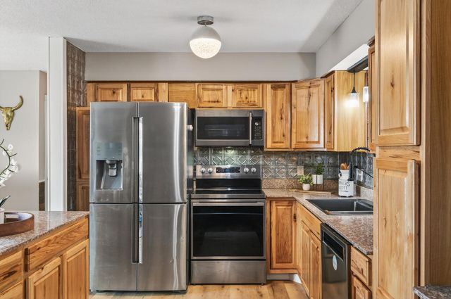 682 125th Lane NE, Blaine, MN 55434