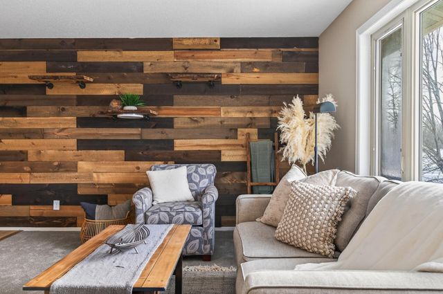 682 125th Lane NE, Blaine, MN 55434