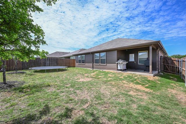 508 Bronze Circle W, Springtown, TX 76082