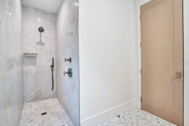 724 W 2ND AVENUE, Windermere, FL 34786