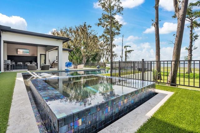 724 W 2ND AVENUE, Windermere, FL 34786